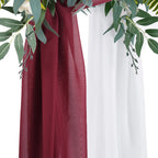  Chiffon-Vorhang Hochzeitsbogen Drapieren Stoff, Umweltfreundliche Zarte Textur Schön Hochzeitsdekorationen Im Freien （2 Panels，Weiß+Weinrot）