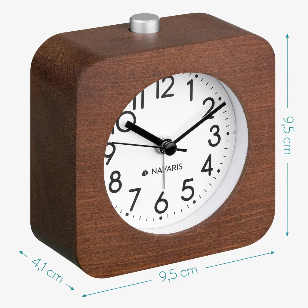  Navaris Analog Holz Wecker Mit Snooze - Retro Uhr Viereck Design Mit Weißem Ziffernblatt Alarm - Leise Tischuhr Ohne Ticken - Holzwecker Dunkelbraun