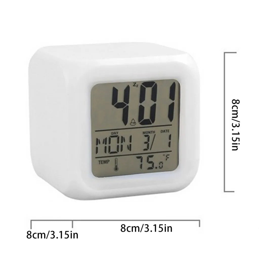  Bunter Wecker, Quadratische Uhr, LED Beleuchtung, Leuchtender Farbwechsel, Kleiner Wecker Mit Temperaturanzeige Und Datum