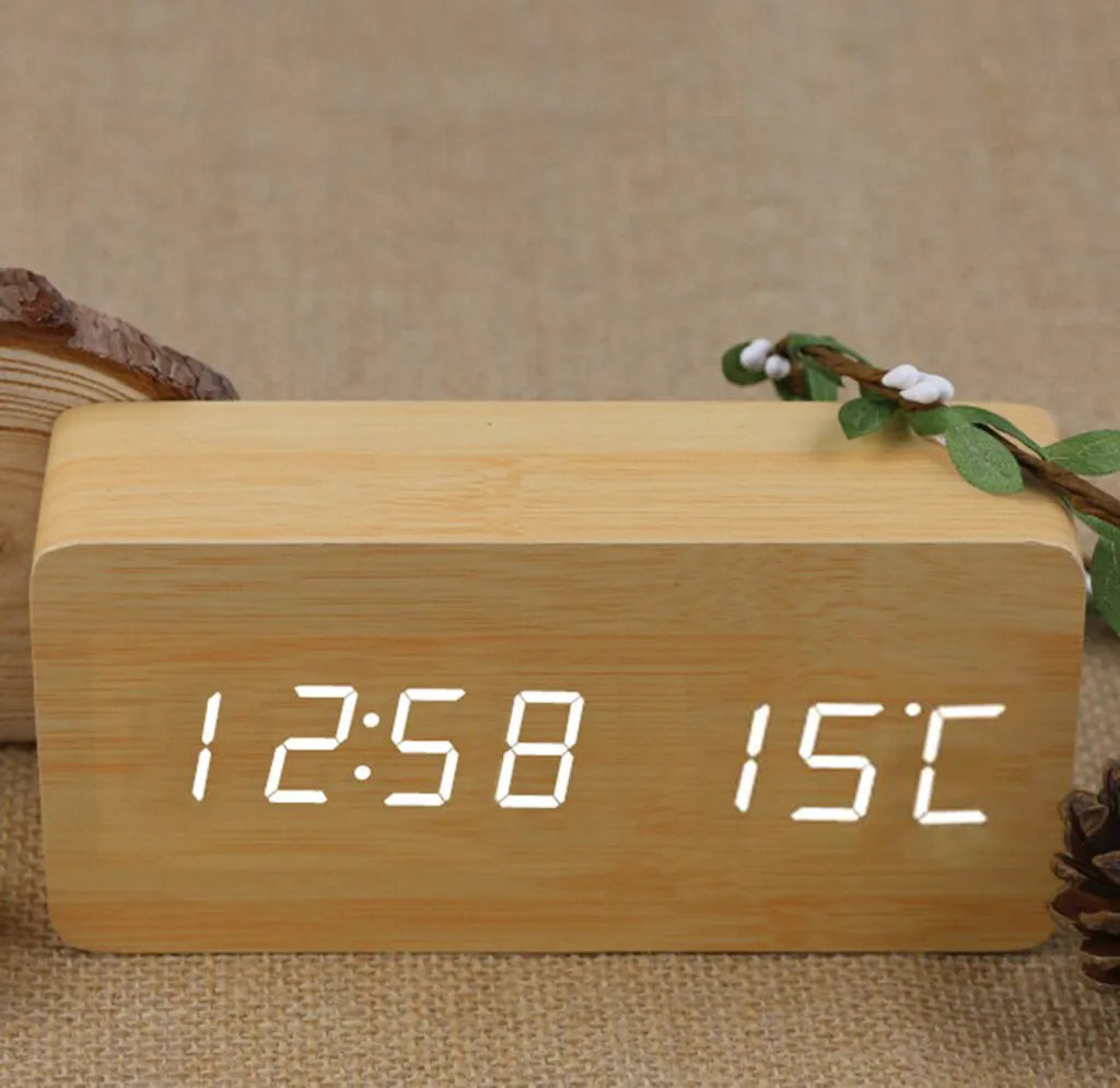  Digitaler Wecker Holz Holzoptik 3D LED Digital Digitaluhr Wanduhr Datum Temperatur 12h 24h USB Alarm Clock Schlafzimmer Büro Dimmbar Zeit Uhr Retoo