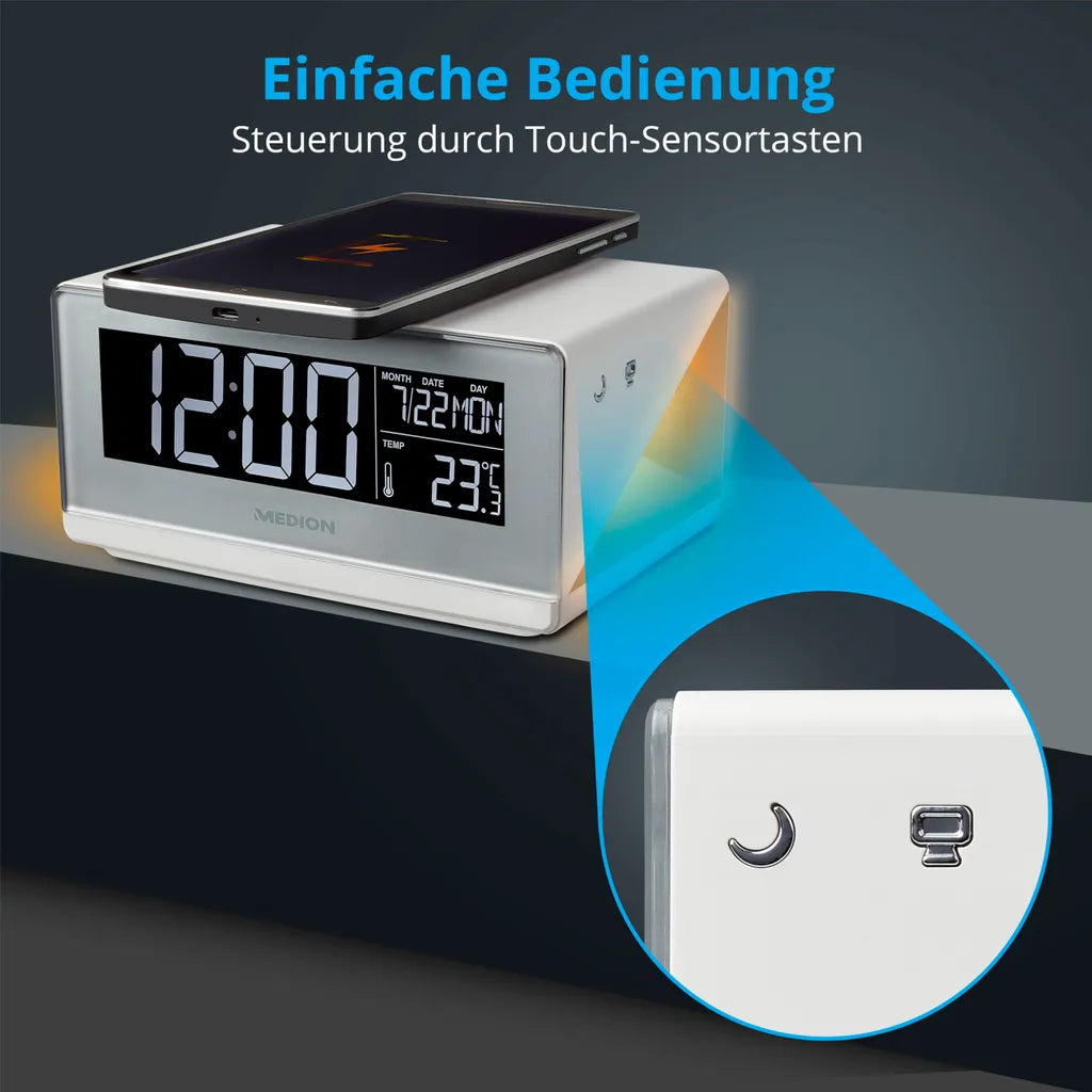  MEDION E75009 Wecker Mit Qi Ladefunktion (Weckstation, Ladestation, Induktives Laden, Temperaturanzeige, Snooze Schlummerfunktion, Timer, Displaydimmer) Silber