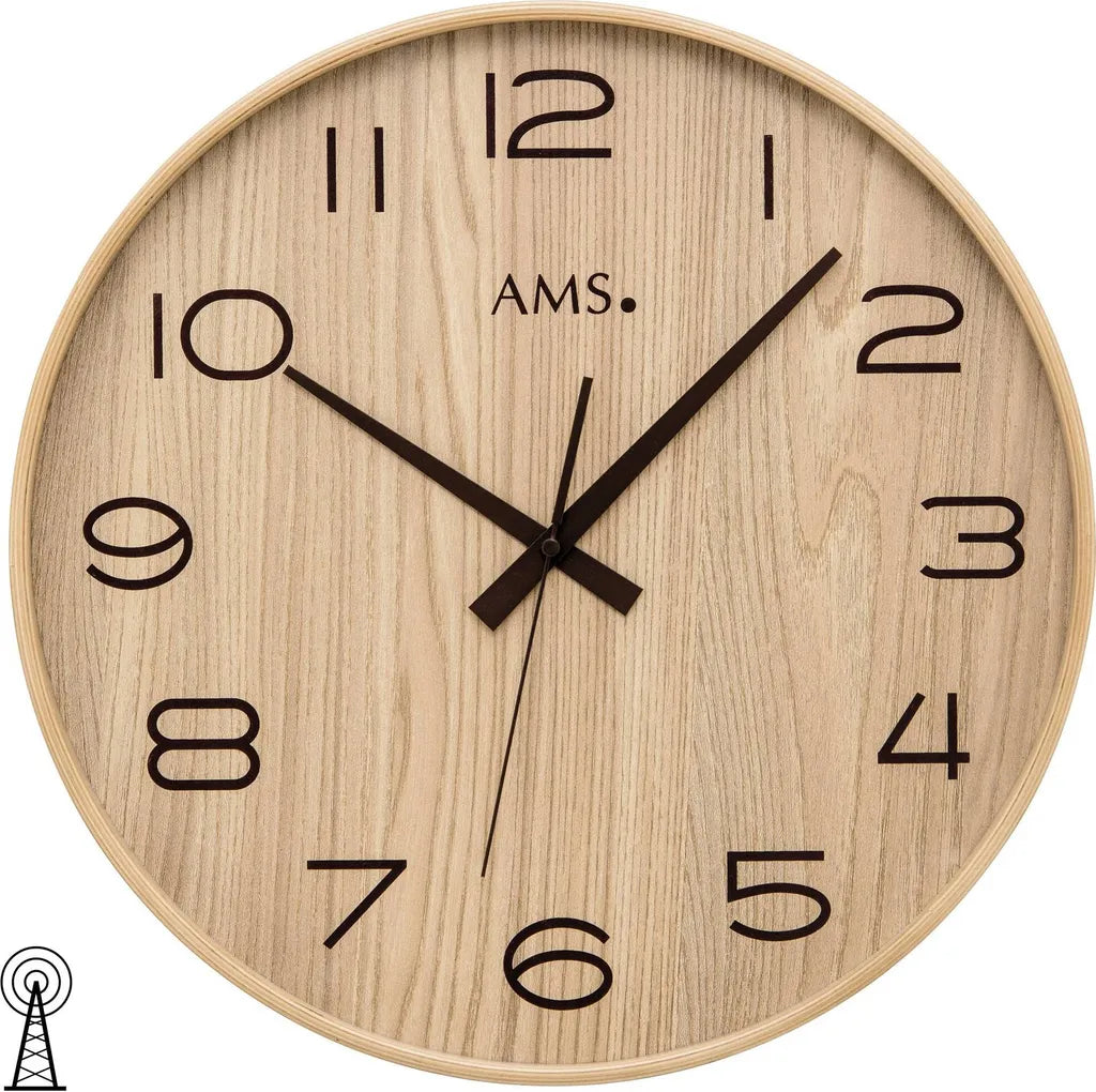  AMS 5522 Wanduhr Funk Funkwanduhr Analog Hoz Naturfarben Braun