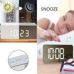  LED Spiegel Digitaler Wecker, Desktop USB Elektronisches Thermometer Am Bett Digitaler Wecker