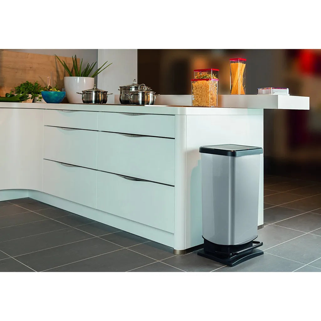  Rotho Treteimer Paso, 40 Liter, 35,3 X 29,5 X 67,6 Cm, Silber