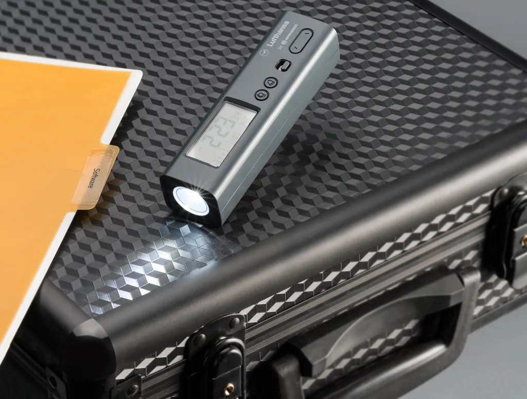  LUFTHANSA Weltzeitwecker Mit Thermometer Und Taschenlampenfunktion
