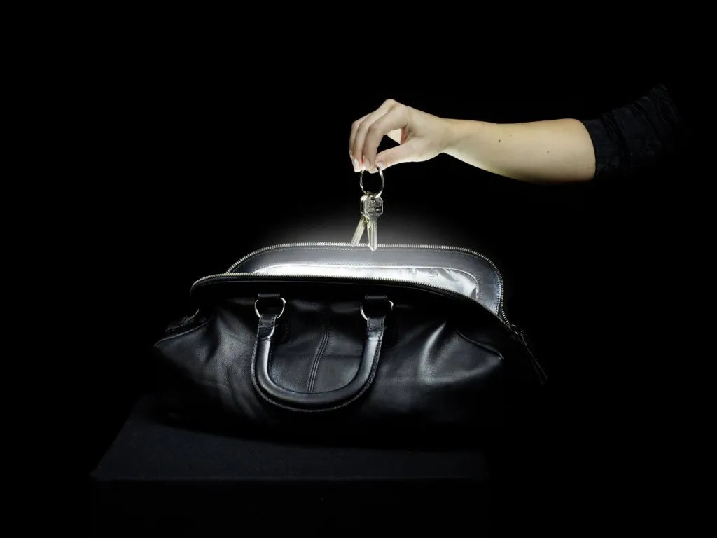  Brainstream SOI Handtaschenlicht Mit Automatischem Sensor Austauschbare Batterien