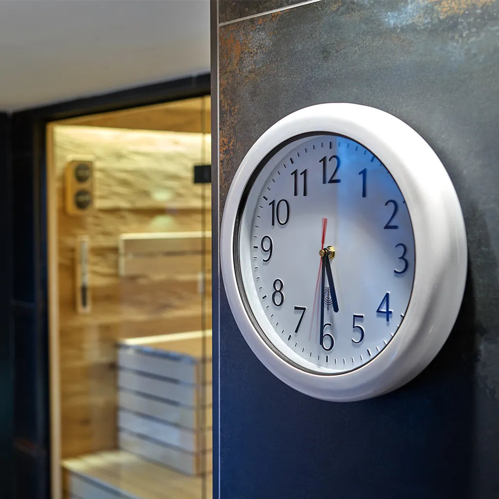  Monzana Wanduhr Mit Funk Wasserdicht Automatische Zeitumstellung Geräuscharm Quarz-Uhrwerk Analog Bad Küche Haus Funkuhr Uhr Hochglanz Weiß