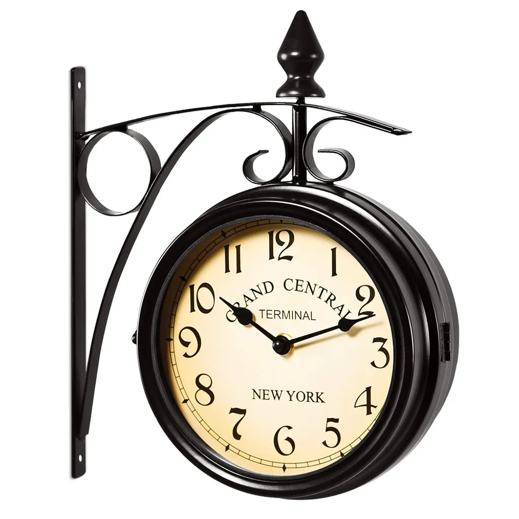  Monzana Wanduhr Vintage Quarzuhrwerke Mit Beidseitigem Ziffernblatt Doppelseitige Bahnhofsuhr Schmiedeeisern Retro-Design, Farbe:schwarz