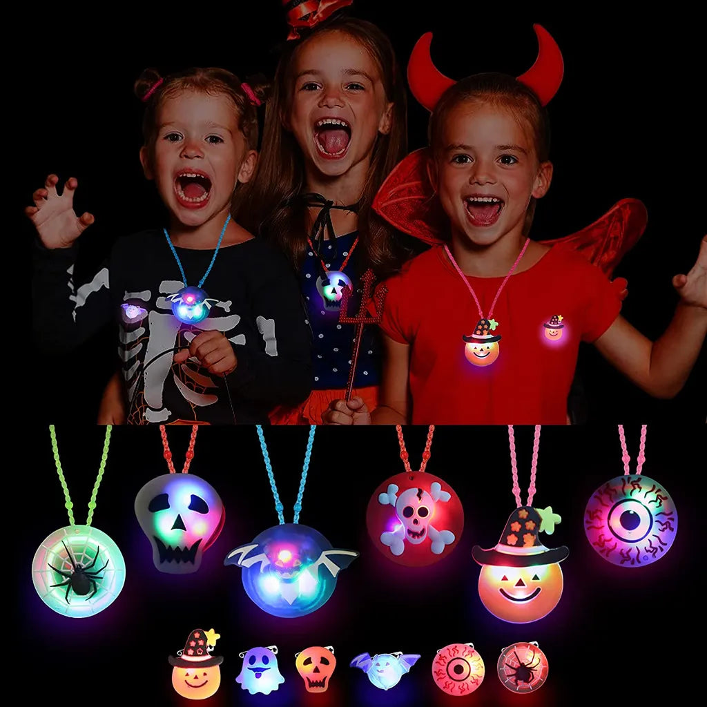  Halloween-Lichter, 24 Stück, Halloween-LED-Halsketten, Armbänder, Kürbis, Geist, Piraten, Spinne, Augapfel, Halloween, Partygeschenk, Blinkende Dekoration, Trick-Leckereien, Geschenktütenfüller Für Frauen Und Männer, Familie