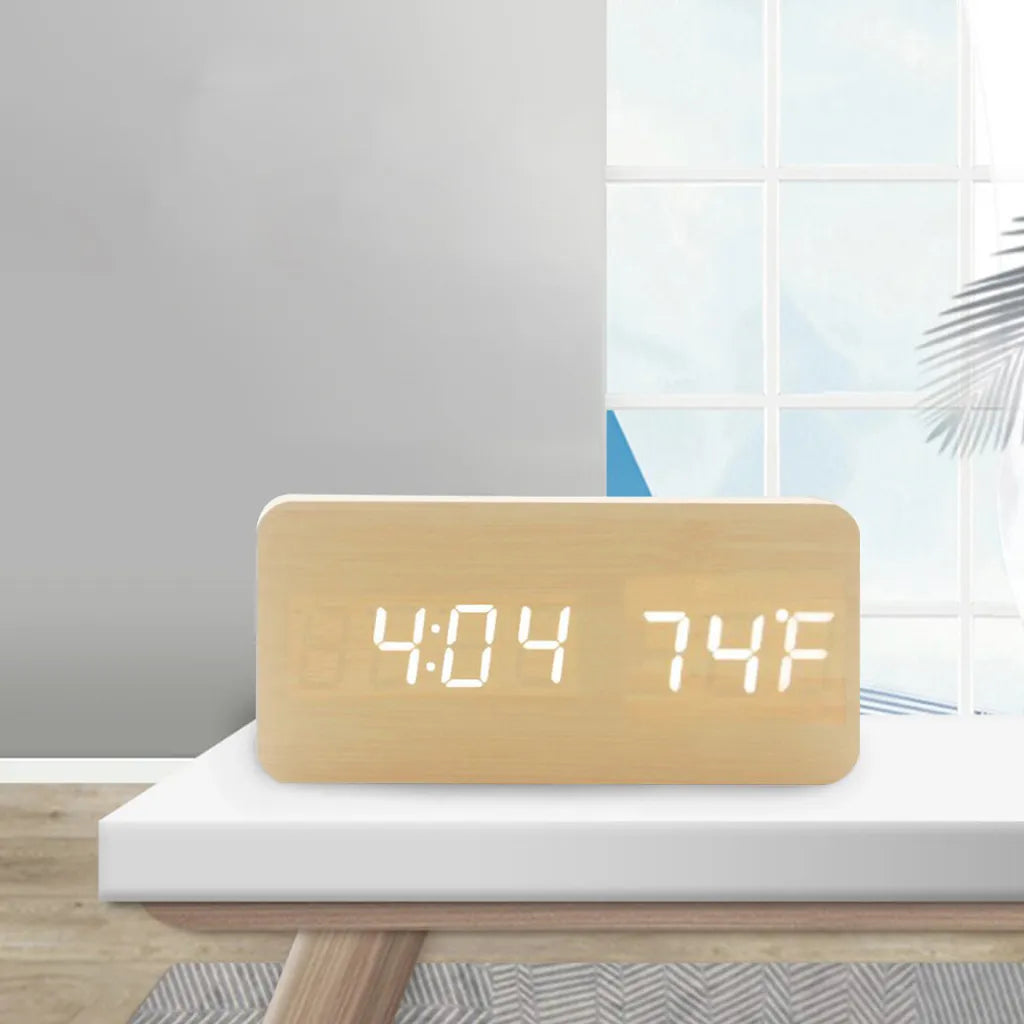  Digitaler Wecker Holz Holzoptik 3D LED Digital Digitaluhr Wanduhr Datum Temperatur 12h 24h USB Alarm Clock Schlafzimmer Büro Dimmbar Zeit Uhr Retoo
