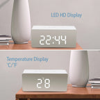  LED Spiegel Digitaler Wecker, Desktop USB Elektronisches Thermometer Am Bett Digitaler Wecker