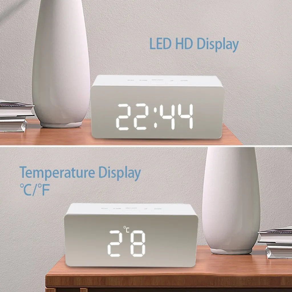  LED Spiegel Digitaler Wecker, Desktop USB Elektronisches Thermometer Am Bett Digitaler Wecker